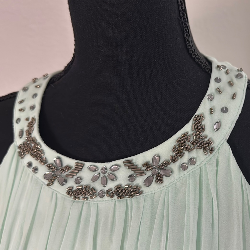 Green Sleeveless Halter Prom Dress - Picture 5 of 7